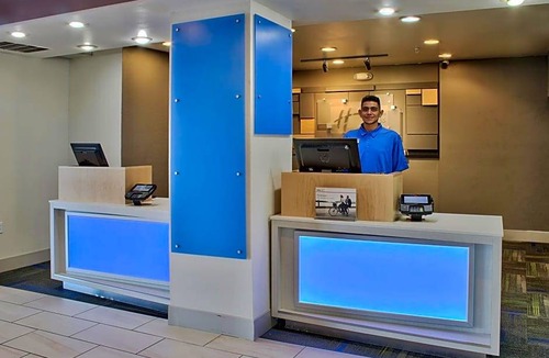 Santa Rosa Hotel | 2-Star Hotel ∙ Holiday Inn Express Santa Rosa, an IHG Hotel