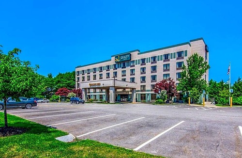 Portsmouth Hotel | 2-Star Hotel ∙ Quality Inn Portsmouth
