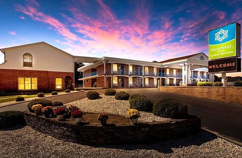 Bardstown Hotel | 2-Star Hotel ∙ SureStay Hotel by Best Western Bardstown General Nelson