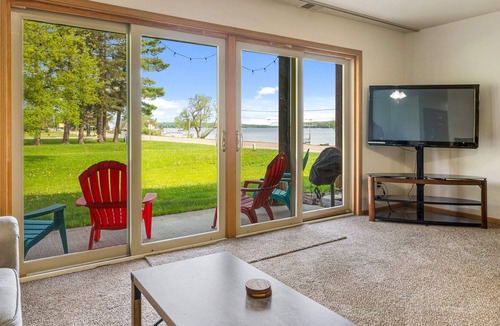East Jordan House | 2 Townhomes on Lake Charlevoix - Sleeps 14!