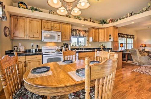 San Cristobal House | 20 Mi to Taos Ski Valley: Secluded Mtn-View Cabin!