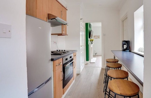 Newbottle House | 🌟 20% Off - Furnished 3 Bed/Wi-Fi/Free parking/6 Guest's 🌟