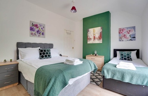 Newbottle House | 20%Off -Furnished House/Wi-Fi/Free parking/6 Guest