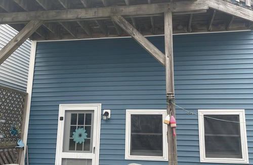 York Harbor House | 200 Steps to the Atlantic Ocean