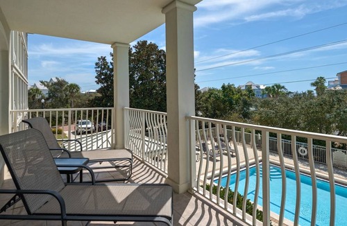Seagrove Beach Apartment | 204 m² Apartment ∙ 3 bedrooms ∙ 10 guests