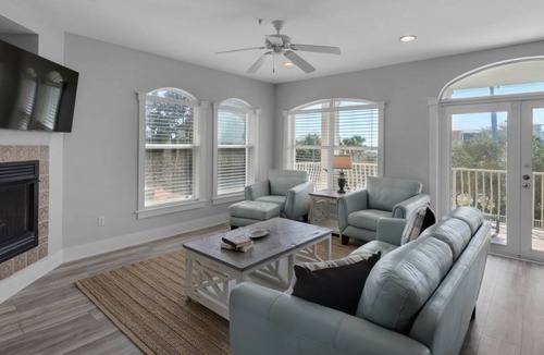 Seagrove Beach Apartment | 204 m² Apartment ∙ 3 bedrooms ∙ 10 guests