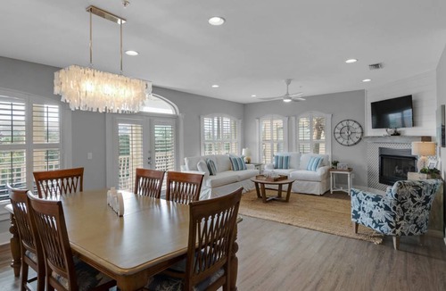 Seagrove Beach Apartment | 204 m² Apartment ∙ 4 bedrooms ∙ 12 guests