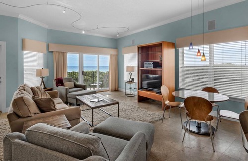 Seagrove Beach Apartment | 209 m² Apartment ∙ 3 bedrooms ∙ 8 guests