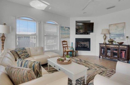 Seagrove Beach Apartment | 209 m² Apartment ∙ 3 bedrooms ∙ 8 guests