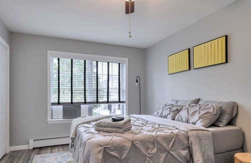 Bangor Apartment | 2BD Ultimate Gaming Experience