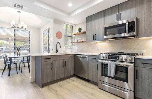 Desert Paradise Estates Apartment | 2BR CozySuites at Kierland Commons with pool #03