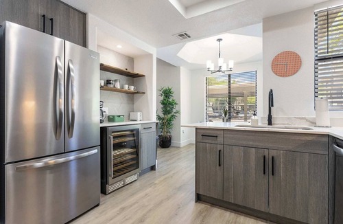 Desert Paradise Estates Apartment | 2BR CozySuites at Kierland Commons with pool #03