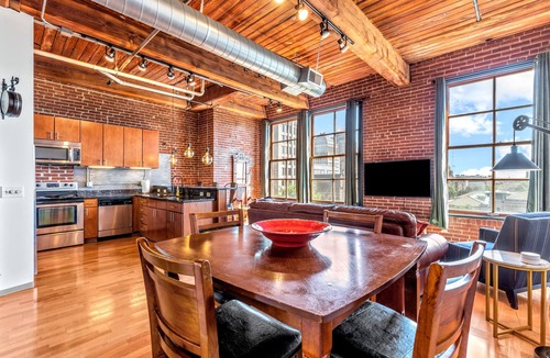 Downtown West Apartment | 3 Bed DWTN Loft✦Pet Friendly✦Walk to Attractions