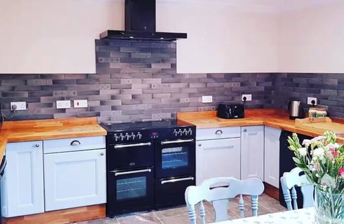 Benmore House | 3 Bed House - Mountain Views, Bbq, Firepit