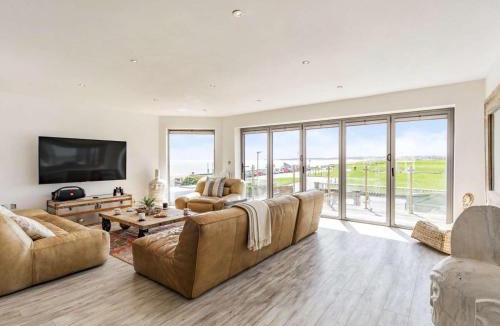 Blyth House | 3 Bed in Blyth oc-87734