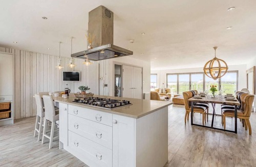 Blyth Cottage | 3 Bed in Blyth (oc-87734)