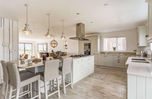 Blyth Cottage | 3 Bed in Blyth (oc-87734)