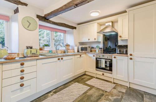 Meathop House | 3 Bed in Carnforth oc-96319