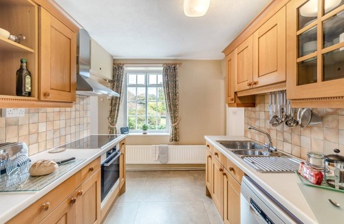 Newton Cottage | 3 Bed in Newton (oc-n33394)