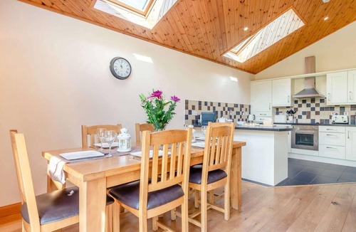 Abernyte Cottage | 3 Bed in Perth (oc-willc)