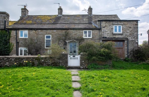 Thornton Rust Cottage | 3 Bed in Thornton Rust (oc-ds1064)