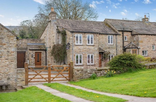 Leyburn Cottage | 3 Bed in West Burton (oc-w30775)