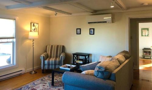 Rockland House | 3 bedroom 2 1/2 bath apartment with views of Rocklan