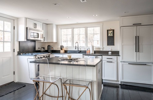 Cape Porpoise House | 3 Bedroom, 2.5 Bathroom in Cape Porpoise walk to harbor!