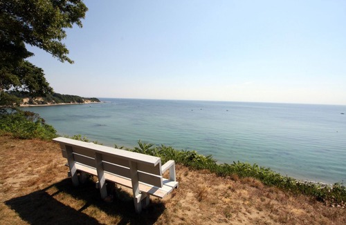 Manomet House | 3 bedroom, 2 full bath spacious home.walk to all amenities