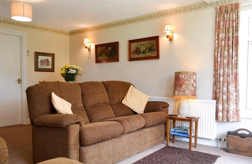 Potterne Cottage | 3 bedroom accommodation in Potterne, near Devizes