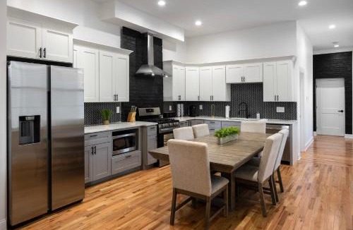 Covington Apartment | 3 Bedroom Condo - Close to Stadiums & Downtown