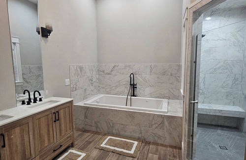 Interlochen House | 3-bedroom dog friendly house in charming Interlochen for the outdoor enthusiasts