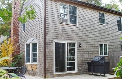 Wellfleet House | 3 Bedroom Home .5 mile to Long Pond (1606)