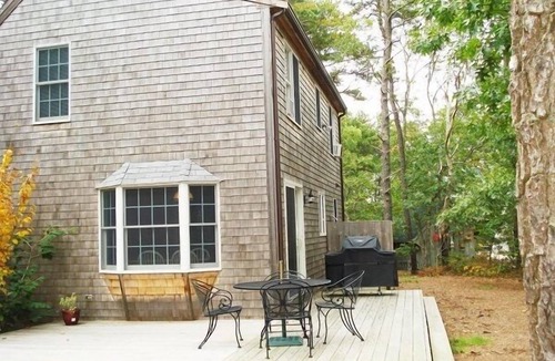 Wellfleet House | 3 Bedroom Home .5 mile to Long Pond (1606)