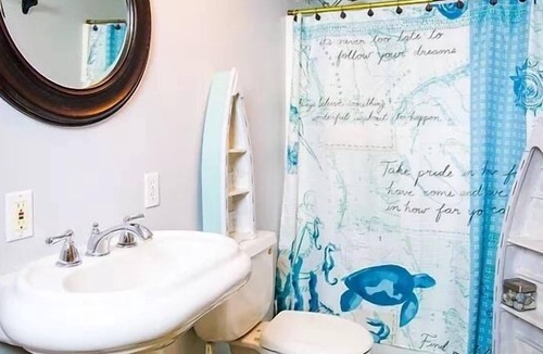 Lakeview House | 3 Bedroom house DISCOUNT 795 weekly for fall!!!