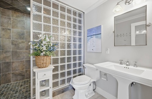 Sturgeon Bay House | 3-bedroom house in peaceful Sturgeon Bay with AC comfort
