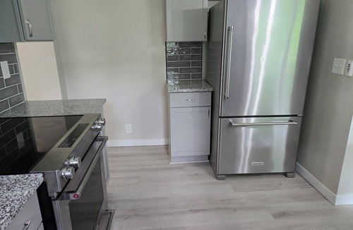Roselawn Finance House | 3-bedroom house in wonderful Cincinnati with AC, WiFi