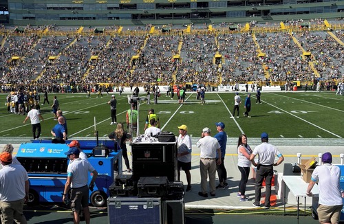 Menasha House | 3-bedroom house located just 25 minutes south of Lambeau Field for NFL Draft