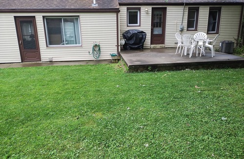 St. Clair Shores House | 3 Bedroom House Getaway, near Downtown Detroit & Lake St Clair