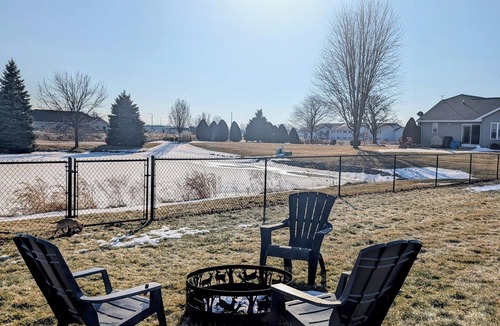 Omro House | 3-bedroom house with Fishing Pond! Only 11 miles from EAA grounds!