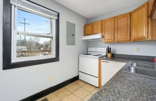 Weinland Park Apartment | 3 Bedroom Loft Near OSU