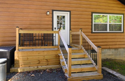 Bartlett Cabin | 3-bedroom spacious cabin with game room, fishing pond, and Starlink.