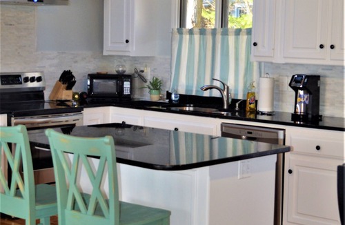Yarmouth Port House | 3-bedroom vacation home, 10-minute drive to Cape Cod bayside beaches
