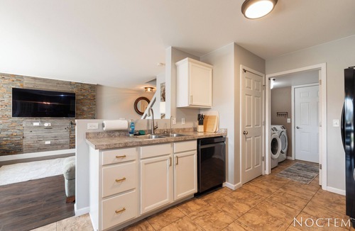 Bismarck House | 3-Bedroom Waterfront Home Minutes from Downtown Bismarck