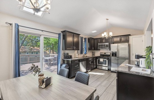 Lenexa House | 3 BR Overland Park Escape w/Deck close to Soccer Match Ease