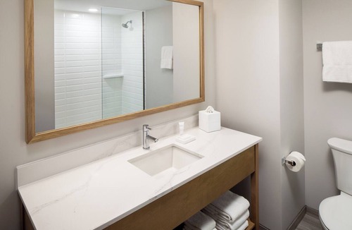 Orono Hotel | 3 Comfort Stays inside UMaine! Perfect for Parents, Students and Professionals
