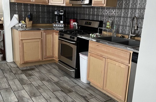 Westside Connection House | 3 Miles to Downtown 3 Bedrooms 2 Full Baths. Kitchen, Dining & Gathering areas.
