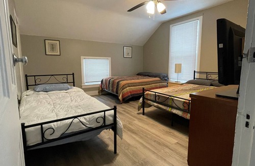 Westside Connection House | 3 Miles to Downtown 3 Bedrooms 2 Full Baths. Kitchen, Dining & Gathering areas.