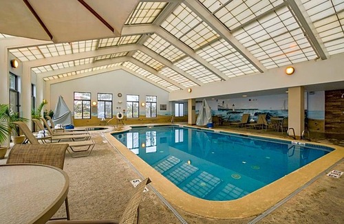 Portsmouth Hotel | 3-Star Hotel ∙ Hampton Inn Portsmouth Central