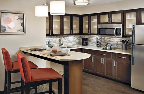 Utica Hotel | 3-Star Hotel ∙ Staybridge Suites Detroit-Utica, an IHG Hotel
